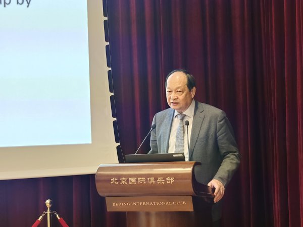 特朗普若对华加征60%关税影响几何？内行：好意思国经济受害更大